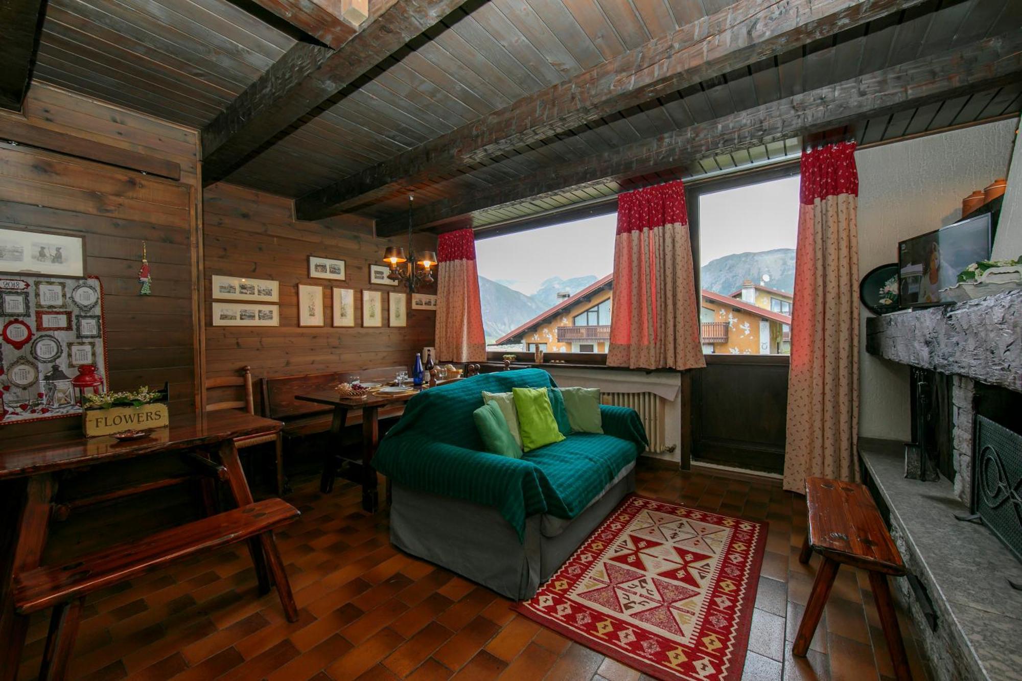 Arianna Apartment Livigno Bagian luar foto